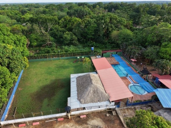 Hotel de 17 habitaciones y Centro Recreacional en venta | Sucre – San Marcos